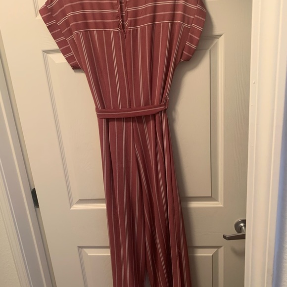 Mauve colored jumpsuit... never worn! - Picture 3 of 3
